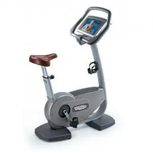 Bicicleta Vertical Technogym Excite 700 WEB Segunda Mano